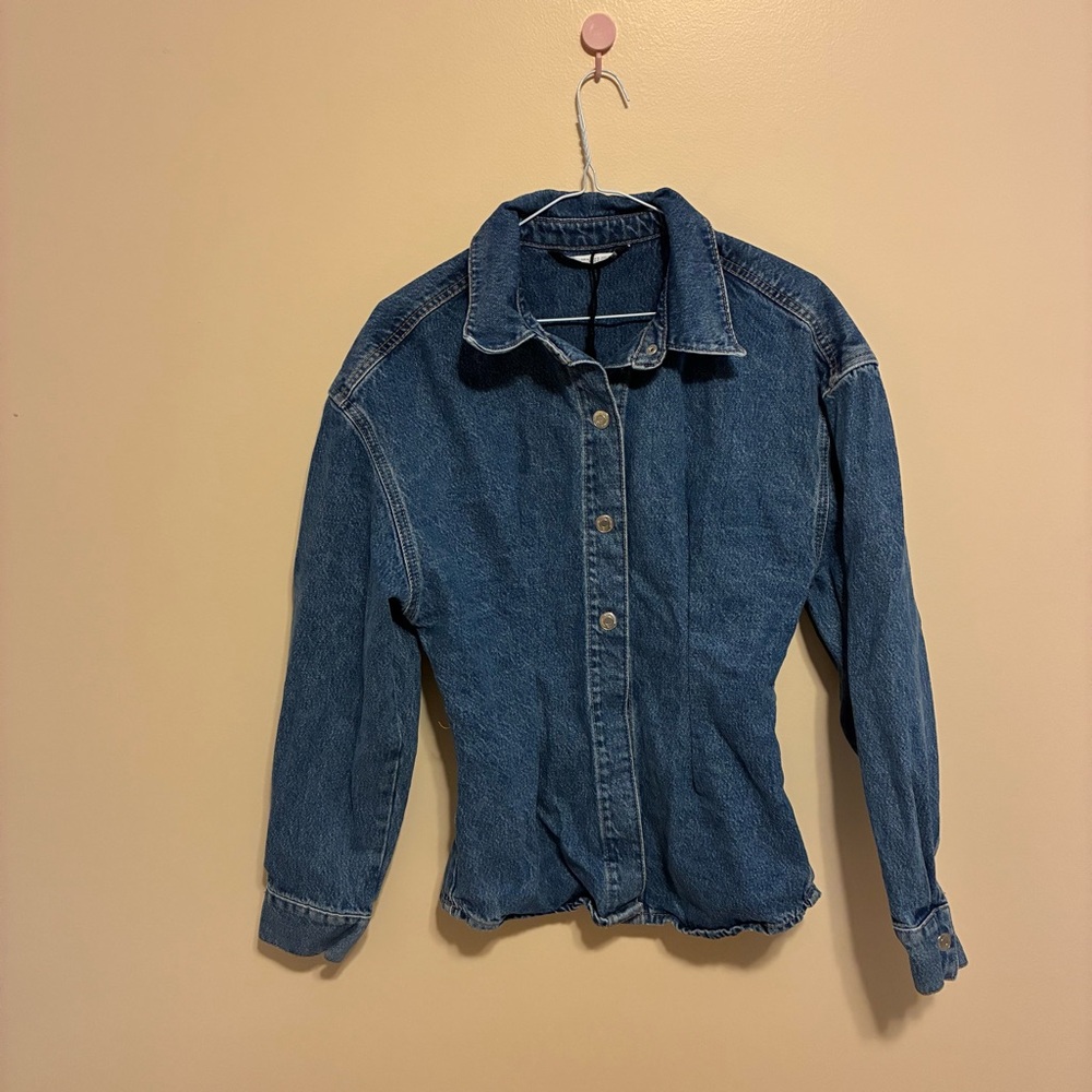 Zara Denim Shirt Jacket in Vintage Inspired Blue Denim Size Medium - Picture 3 of 8